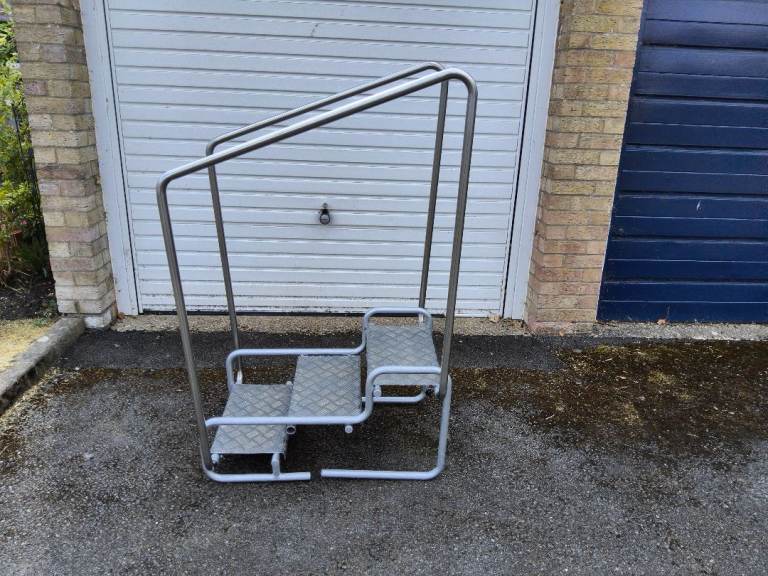 Caravan steps (3 step metal construction with stainless steel handrails)