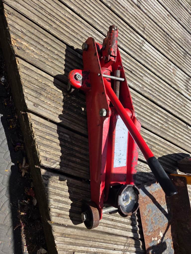 Car jack