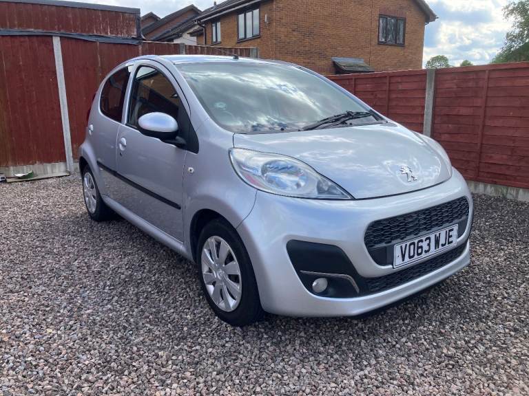 Peugeot, 107, Hatchback, 2013, Manual, 998 (cc), 5 doors