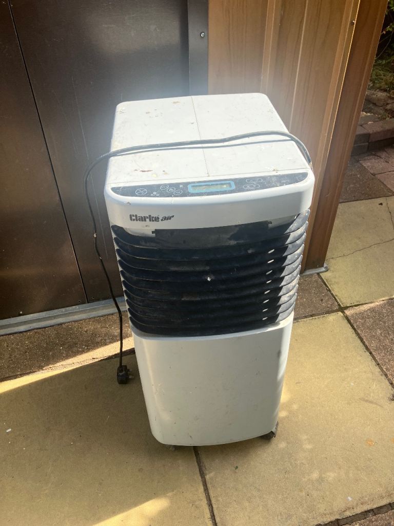 Air conditioner and dehumidifier  