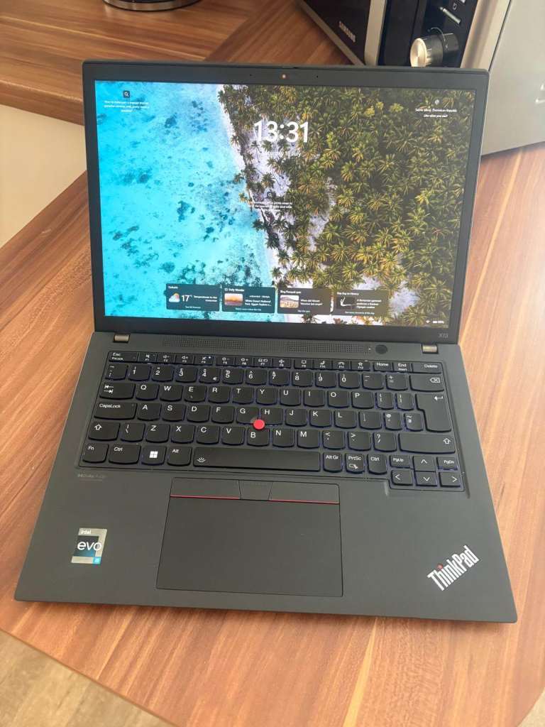 Lenovo ThinkPad Laptop X13, intel cpu, 16GB RAM, Windows 11, Office 2024, excellent condition