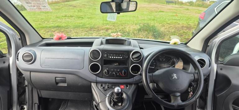 PEUGEOT PARTNER TEPEE, MPV, 2012, Manual, 1560 (cc), 5 doors