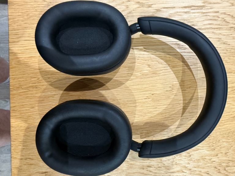 Sony Black WH-1000XM5 Noise-Cancelling Over-Ear Headphones