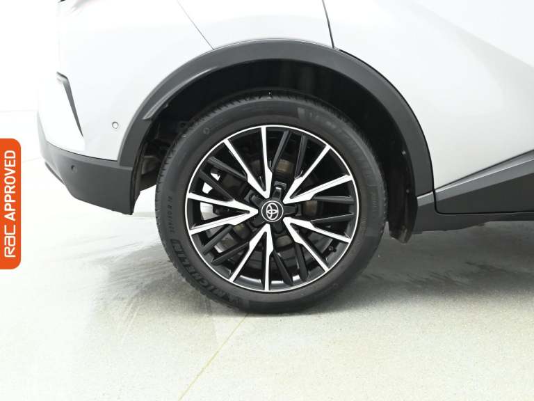 2018 Toyota C-HR 1.8 VVT-h Excel SUV 5dr Petrol Hybrid CVT Euro 6 (s/s) (122 ps) SUV Automatic