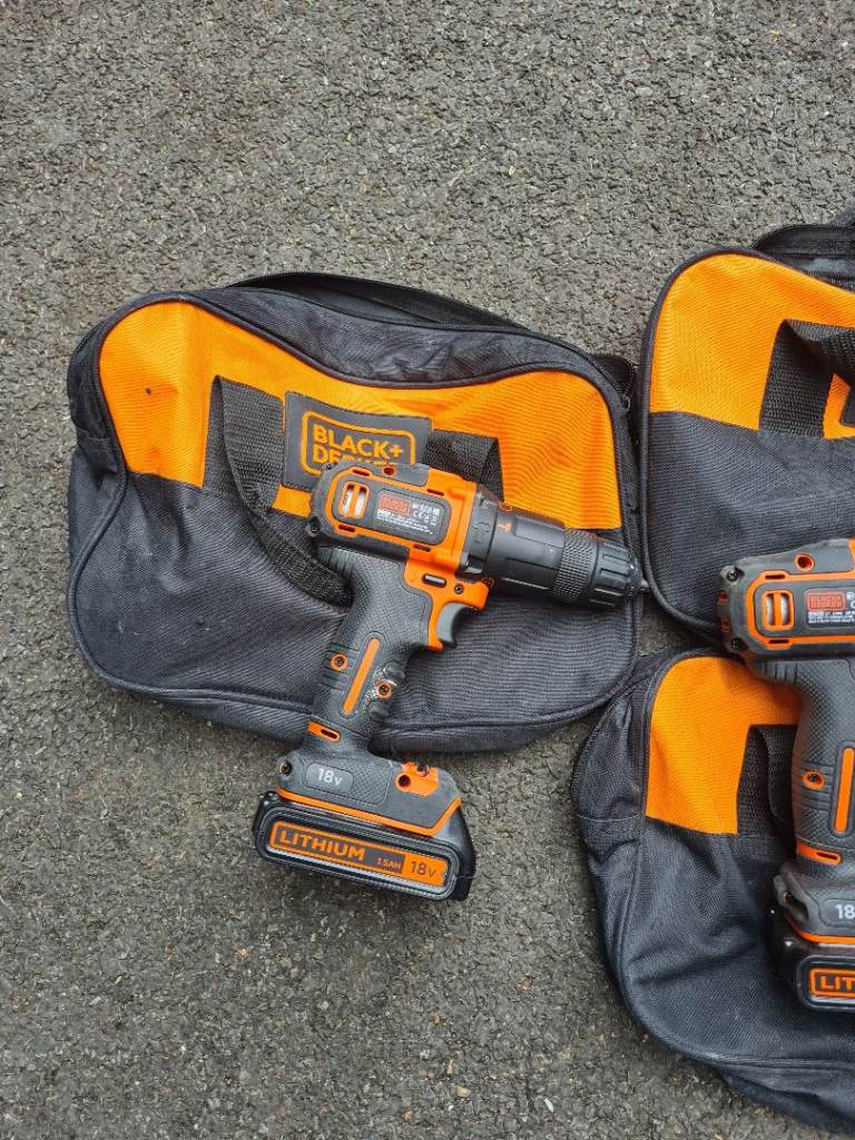 BLACK+DECKER 18V Cordless Drill with Bag – Good Condition