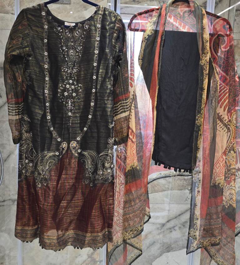 Zoon Women's Traditional Wear Outfit - Small, As Good As New