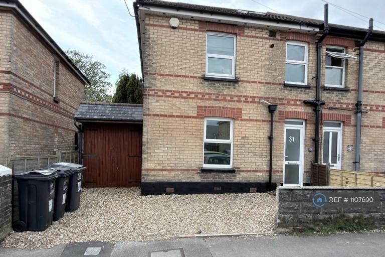 1 bedroom in Wycliffe Road, Bournemouth, BH9 (#1107690)