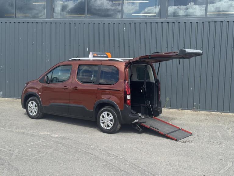 PEUGEOT RIFTER 1.5 BlueHDi Allure 2020
