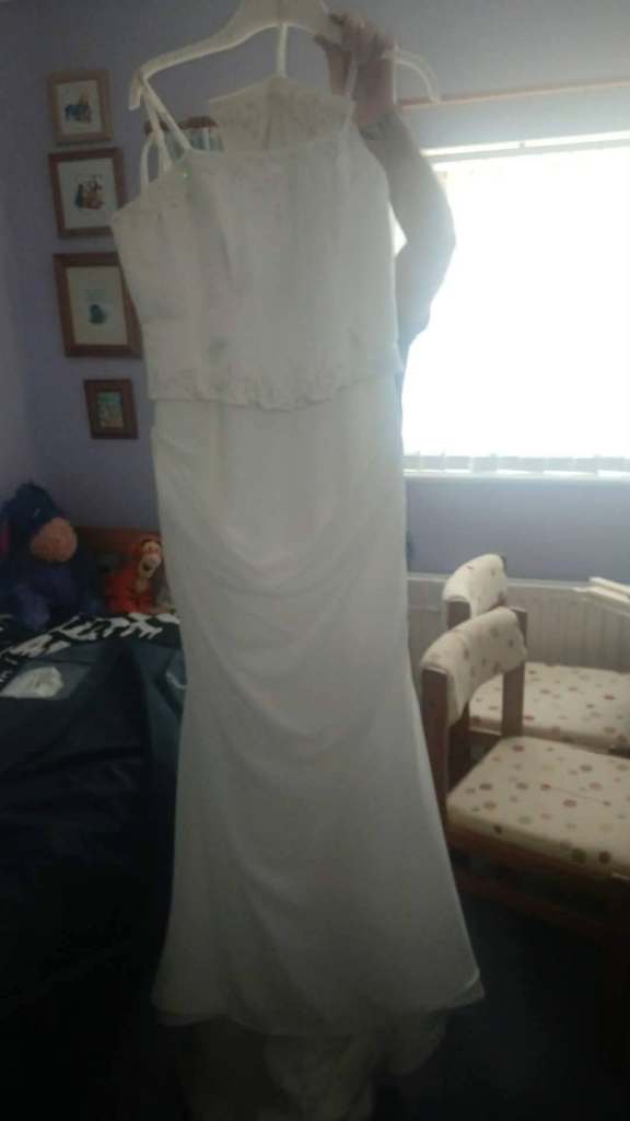 Beautiful White Wedding Dress – Good Condition