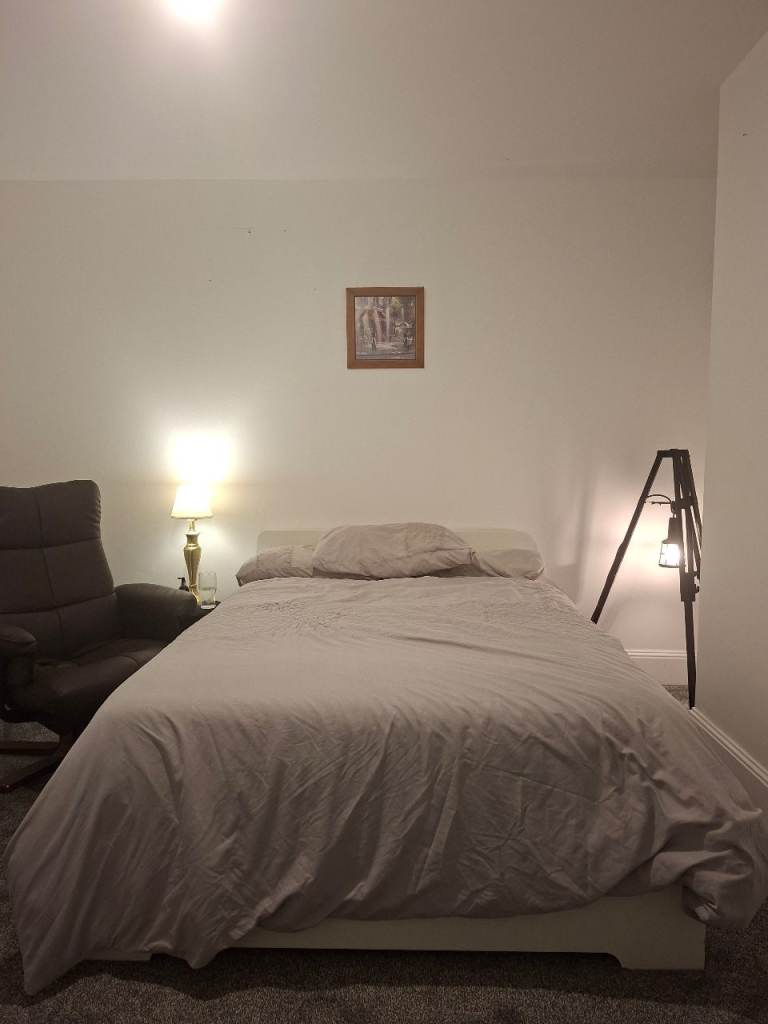 Room To Let