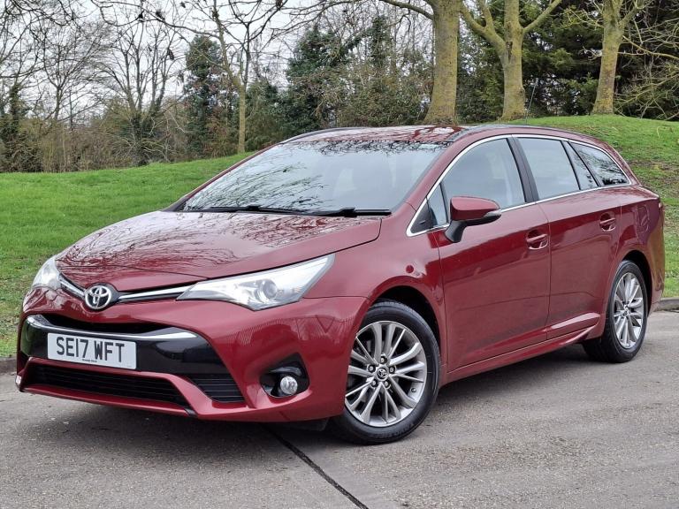 TOYOTA AVENSIS 1.8 V-Matic Business Edition 2017