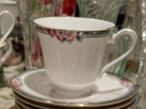 Royal Doulton Orchard Hill set