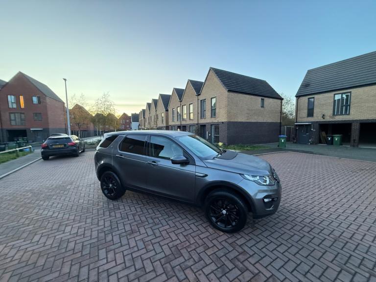 2017 Land Rover Discovery Sport 2.0 TD4 180 SE Tech 5dr Auto ESTATE Diesel Automatic