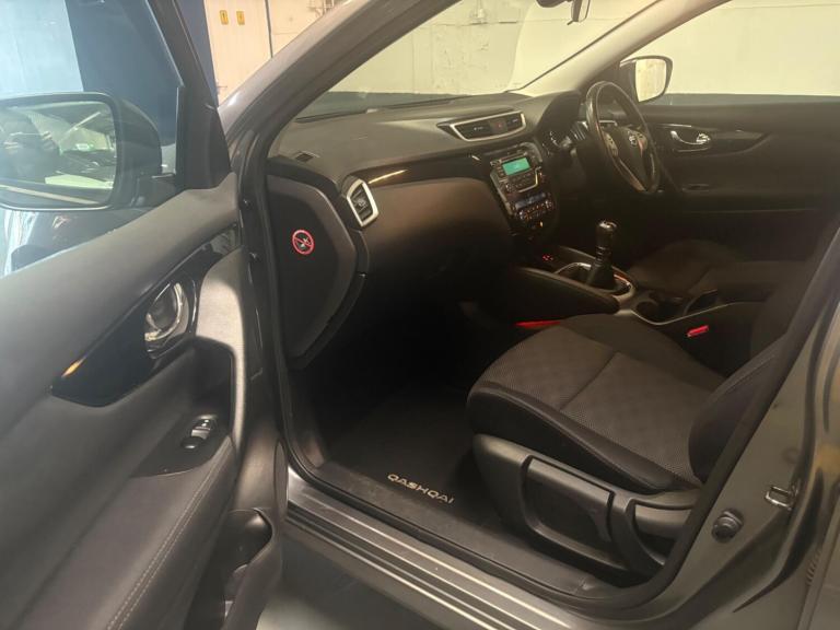 2014 Nissan Qashqai 1.2 DiG-T Acenta 5dr HATCHBACK PETROL Manual