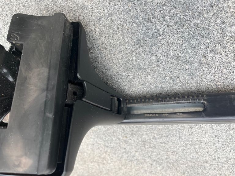 VW Passat Thule Roof Bars