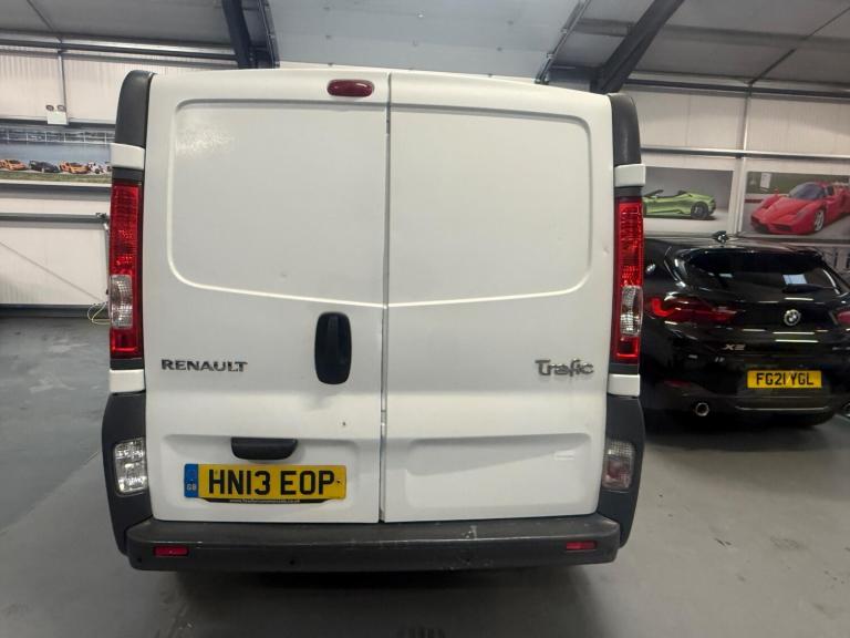 2013 Renault Trafic 2.0 dCi LL29 L3 H1 3dr PANEL VAN Diesel Manual