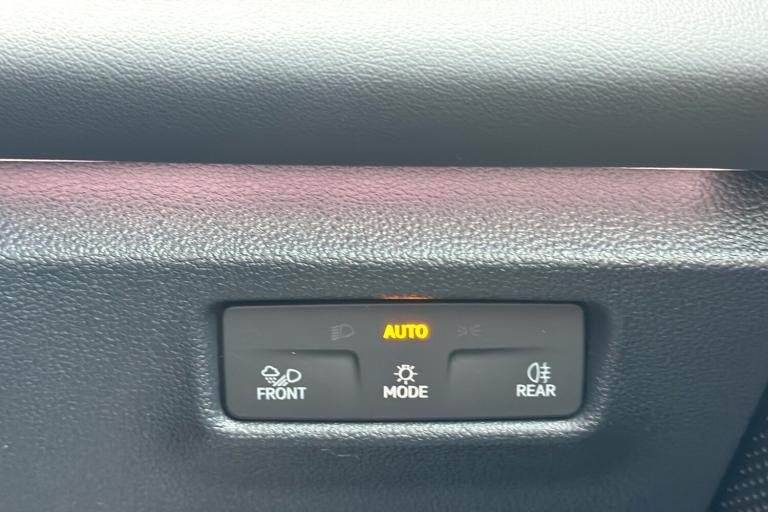  Volkswagen Tiguan 2.0 Tdi R Line Suv 5dr Diesel Dsg Euro 6 s/s 150 Ps Diesel