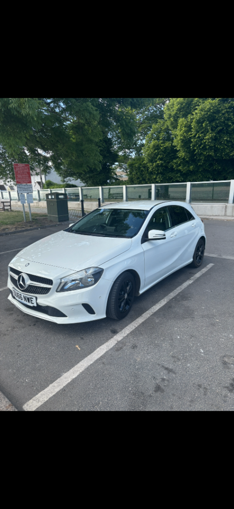 Mercedes-Benz, A CLASS, Hatchback, 2016, Manual, 1461 (cc), 5 doors