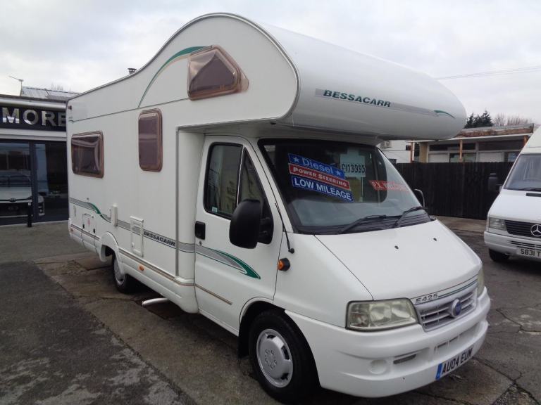 Bessacarr E425 4 Berth Fiat Ducato DIESEL MANUAL 2004/04