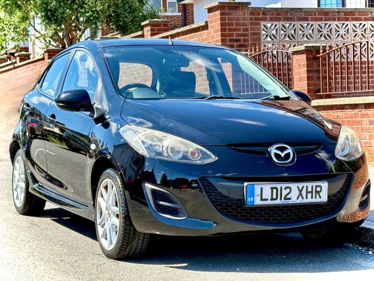 Mazda, 2, 1.3 petrol tamura 2012 low mileage well maintained mot £35 annual tax 