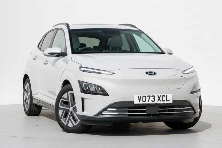  Hyundai KONA Electric SUV E 204ps Ultimate64kWh 10.5kW OBC Electric Automatic