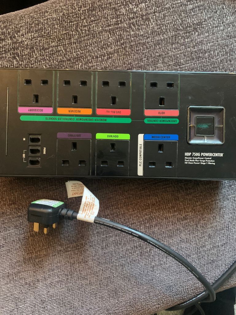 Monster Power HDP 750G Power-center Great Condition 