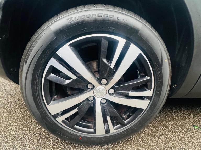 2018 Peugeot 3008 1.2 PureTech Allure 5dr HATCHBACK PETROL Manual