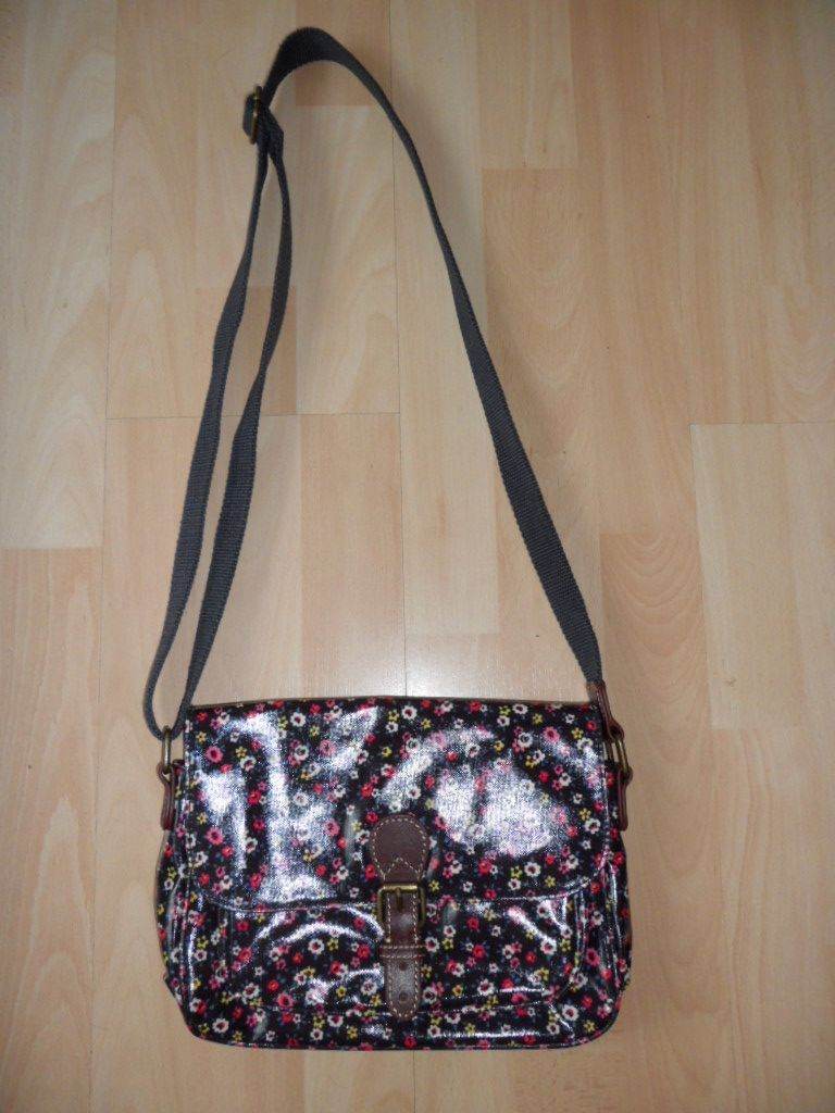image for New Cath Kidston Oilcloth Handbag Black Floral