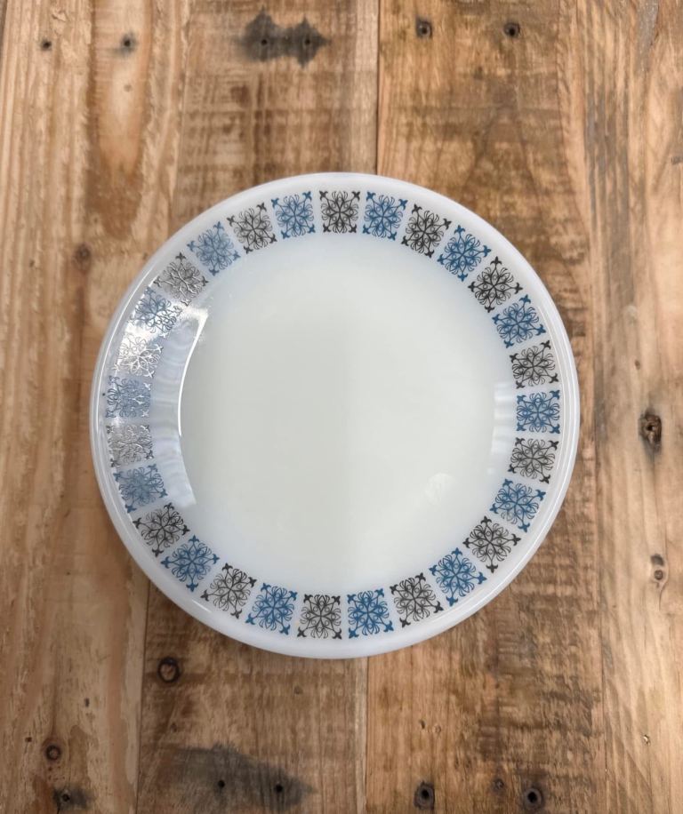 Pyrex Side Plates
