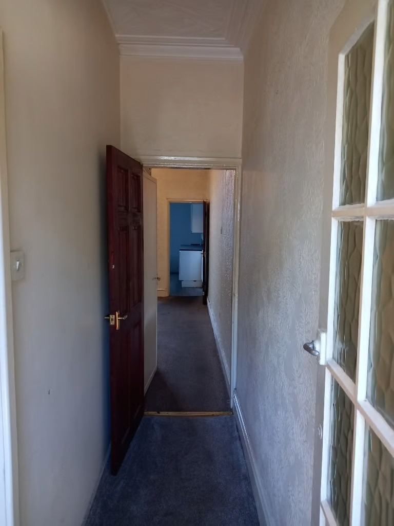 **LET BY** HILLARY STREET - PETS ACCEPTED - NO DEPOSIT