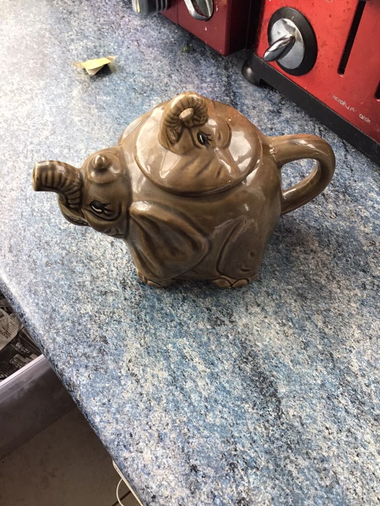 Novelty collectible green elephant teapot 