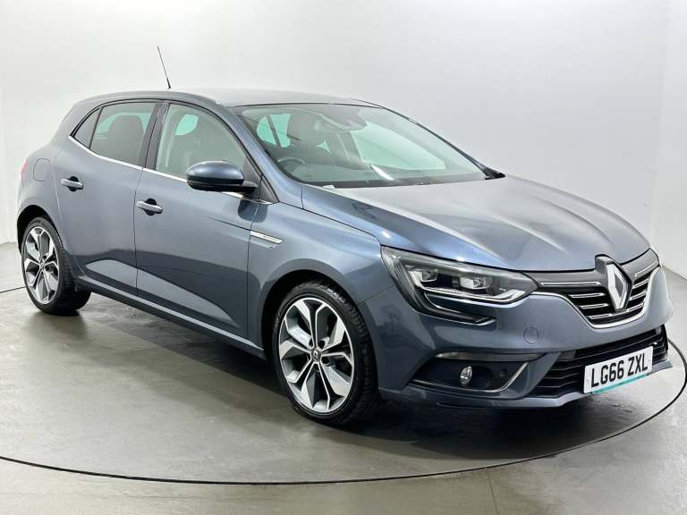 2016 Renault Megane 1.5 dCi Signature Nav EDC Euro 6 5dr HATCHBACK Diesel Automatic
