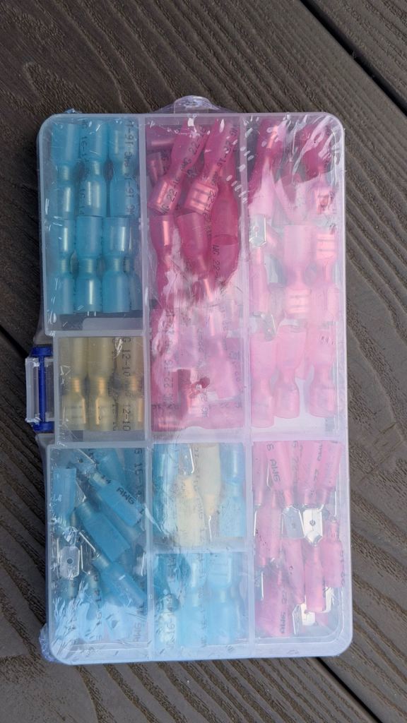 112pcs Heat Shrink Spade Connectors Kit, Waterproof Male & Female Spade Wire Connectors