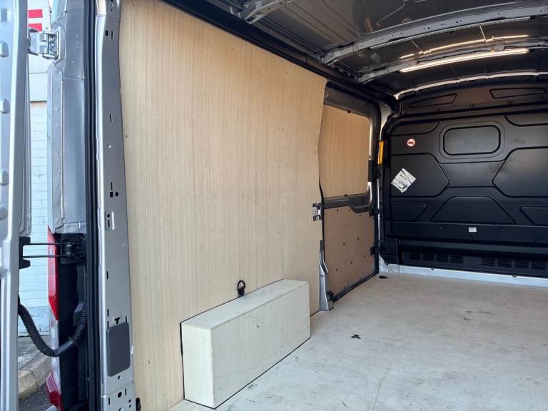 2025 Ford Transit 2.0 EcoBlue 165ps H2 Limited Van Auto [Nav] Medium Roof Van DIESEL Automatic