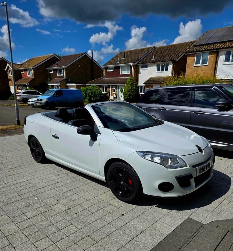 Renault, MEGANE, Convertible, 2011, Manual, 1397 (cc), 2 doors