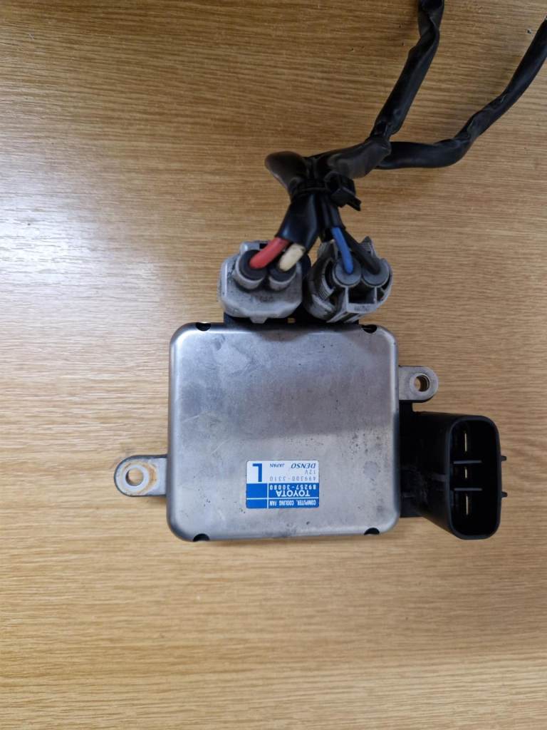 toyota estima cooling radiator fan controller