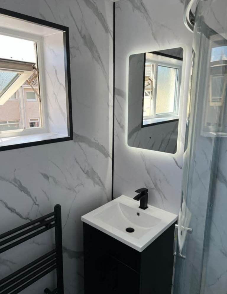 ⚠️ Carrera Marble ⚠️ £7 Wetwall panels wet wall OUTLET Bathrooms Sheds Garages 