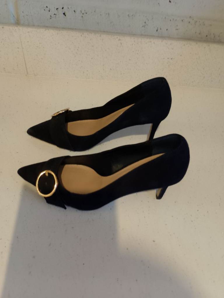 Ladies Shoes 