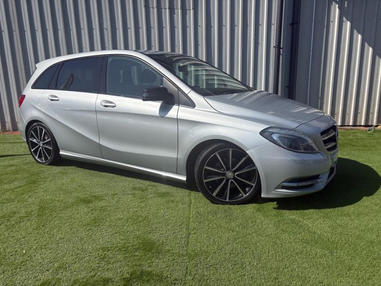 2014 Mercedes-Benz B Class B200 Blueefficiency Sport Cdi Auto Mpv Diesel Automatic