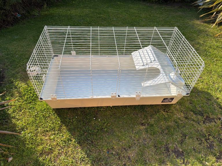 Rabbit cage 