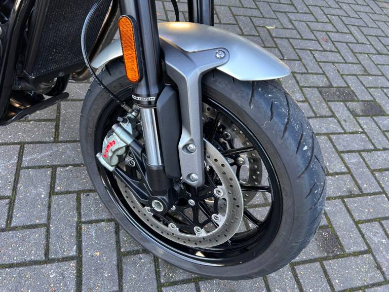 2023 Triumph SPEED Speed Twin1200 (21MY) Classic PETROL Manual