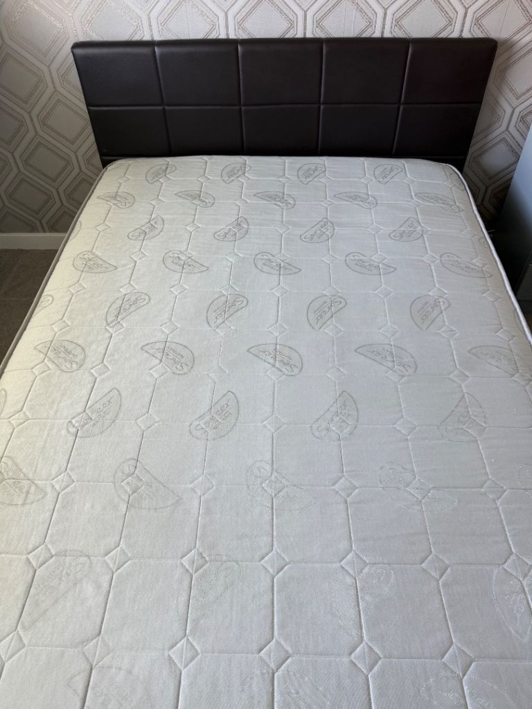 Double bed frame and mattress 
