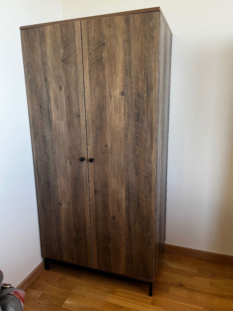 Fulton wardrobes