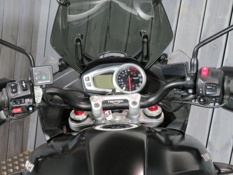 2018 68 TRIUMPH TIGER 1050 1050 SPORT ADVENTURE PETROL MANUAL EURO 4 (125 PS)