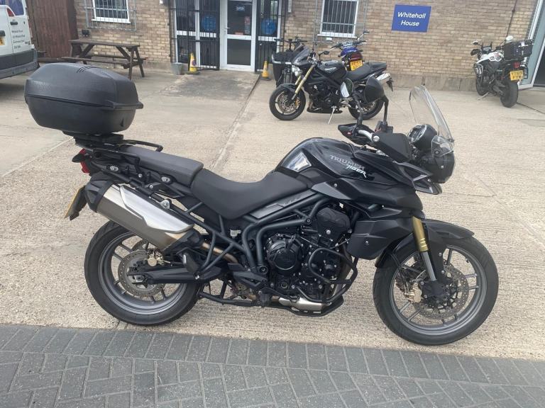 Triumph Tiger 800