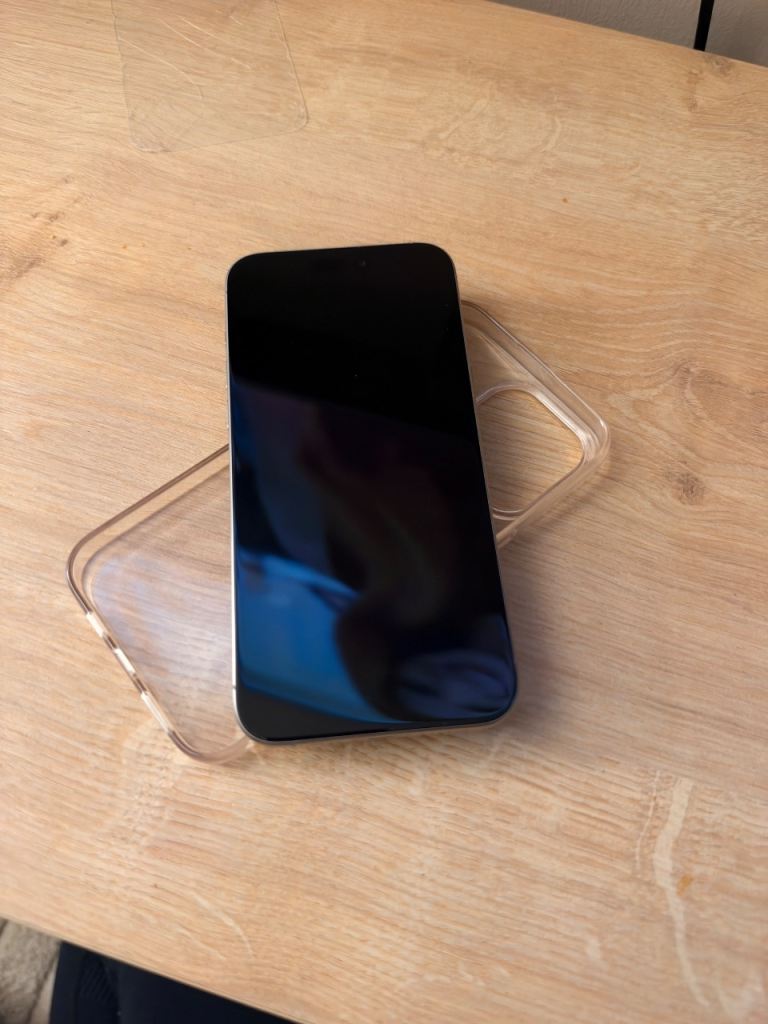 iPhone 15 Pro Max, Silver – As Good As New Condition