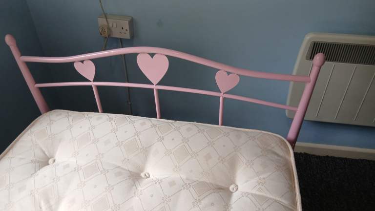 Single Metal Bed