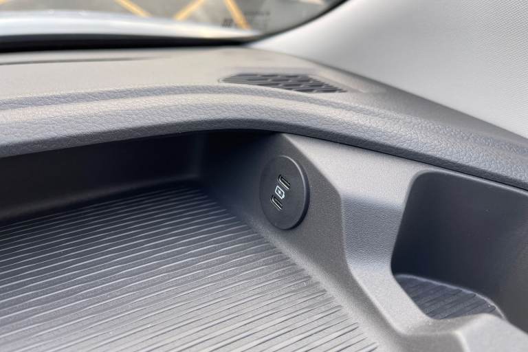 2025 Volkswagen Transporter 2.0 TDI 170PS Commerce Pro Van Auto-Tailgate Van DIESEL Automatic