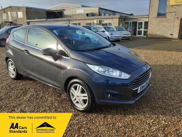 FORD FIESTA 1.3 Zetec 2014