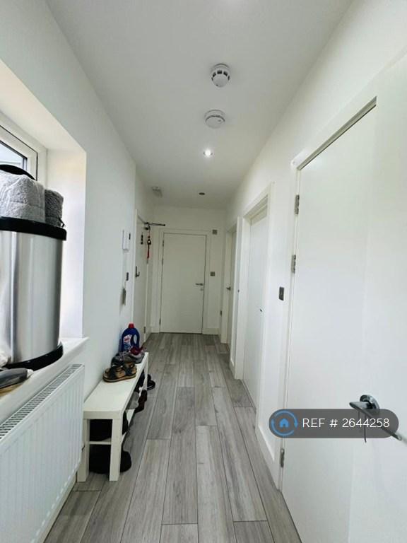 2 bedroom flat in Sudbury, Sudbury, CO10 (2 bed) (#2644258)